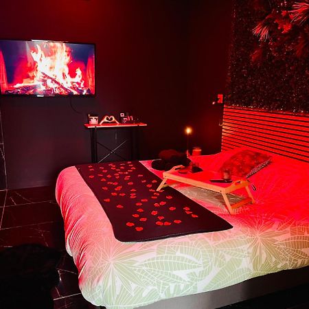 Jungle Love Room De L Hermitage Tournon-sur-Rhone Esterno foto