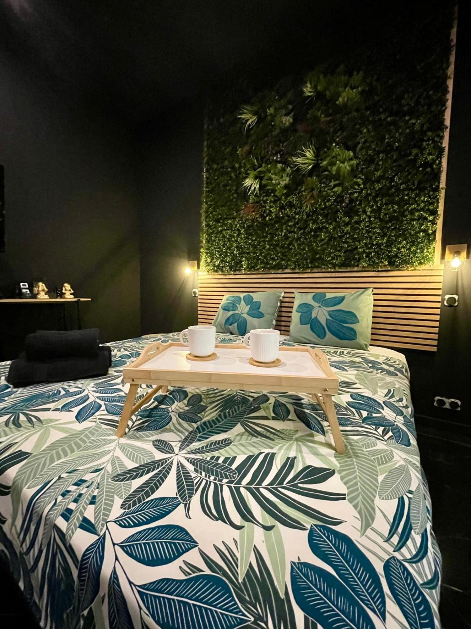 Jungle Love Room De L Hermitage Tournon-sur-Rhone Esterno foto